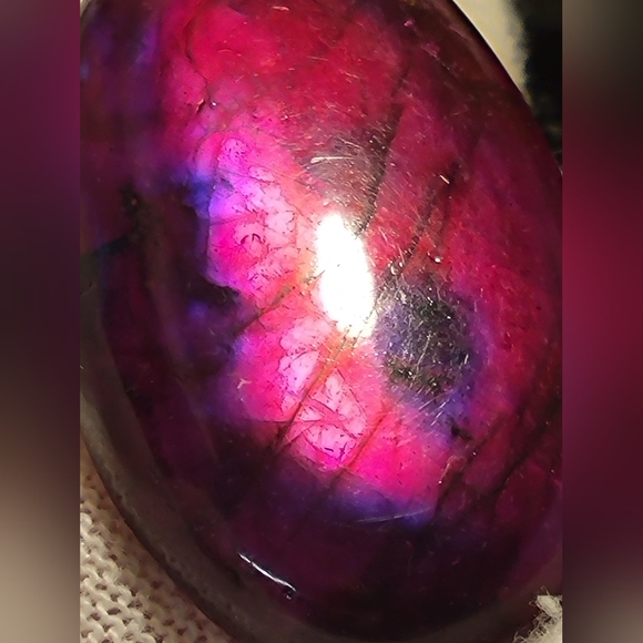 ✨️ 1pcs. Purple Labradorite Flatback Crystal Polished Shape Purple Flash ✨️ - Picture 4 of 7